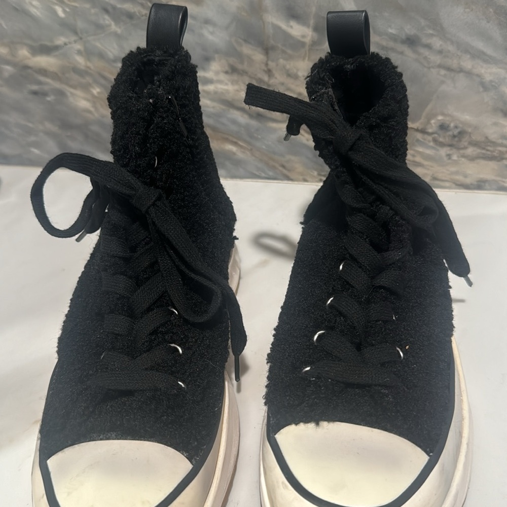 Sherpa Black High-Top Sneakers Steve Madden
